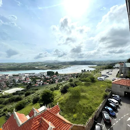 Vistas Al Mar En El Centro De Apartamento Suances